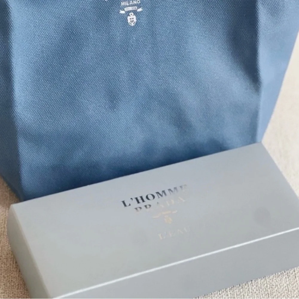 Prada Blue Tote Bag - Picture 7 of 9